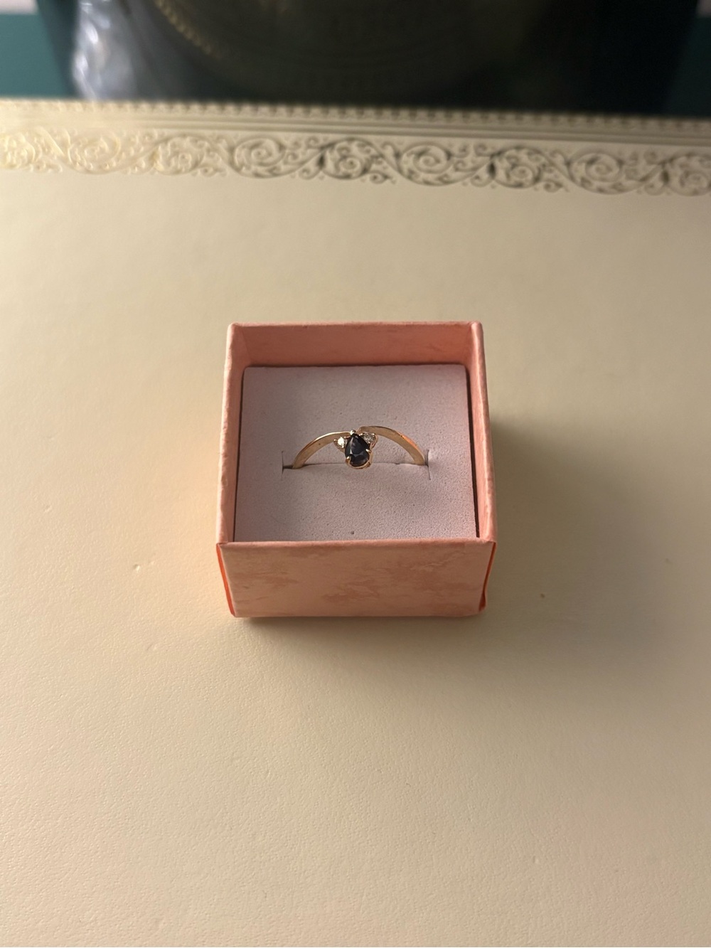 14k Yellow Gold Band Ring with Sapphitr Center Stone and Diamond accents